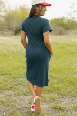 Dongguan Huoyoung Apparel Co Dresses|Maternity Friendly<Camryn Dress-Dark