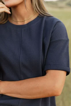 Dongguan Huoyoung Apparel Co Tops|Maternity Friendly<Fitz Top-Navy