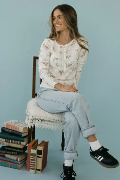 Dongguan Huoyoung Apparel Co Tops|Maternity Friendly<Haisley Top-Ivory Floral
