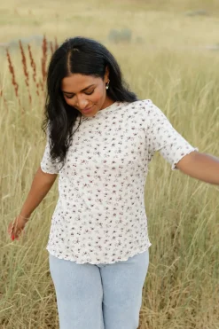 Dongguan Huoyoung Apparel Co Tops|Tops<Just For You Top-Heather Floral