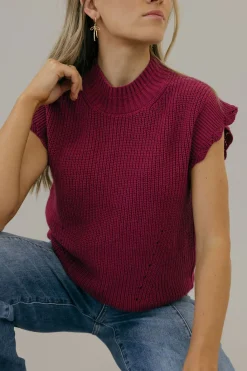 Dongguan Huoyoung Apparel Co Sweaters|Tops<Kaleb Sweater Vest-Berry