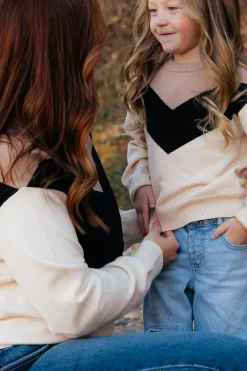 Kids Dongguan Huoyoung Apparel Co Mommy & Me|Kids<Little Girl's Wally Sweater-Cream/Black/Tan
