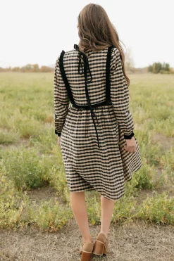 Dongguan Huoyoung Apparel Co Dresses|Dresses<Mae Dress-Tan/Black