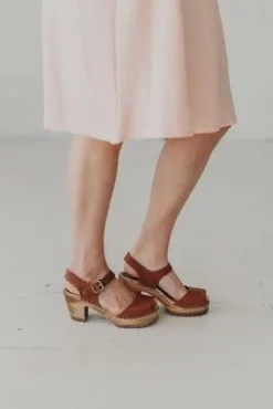 Mia Clogs<Greta Clog-Luggage