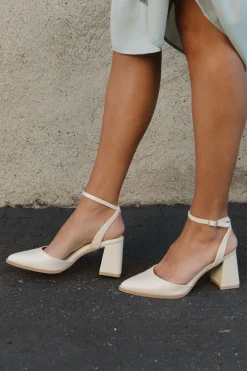 Oasis Society Heels<Princess Heels-