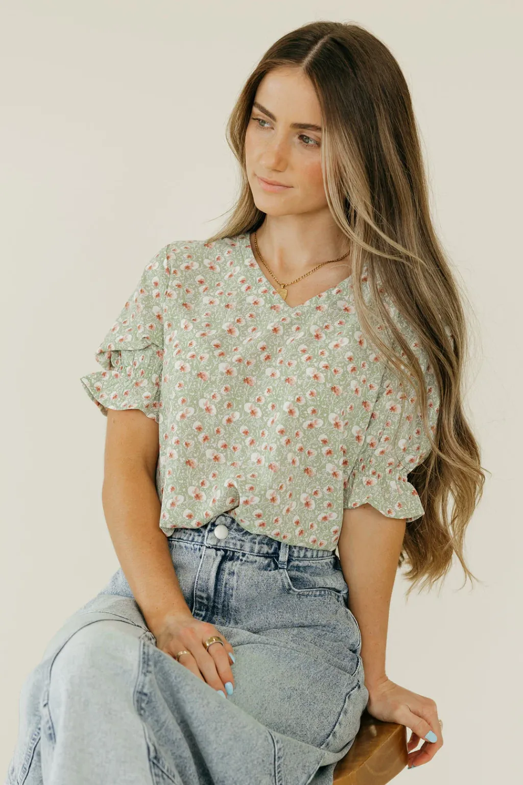 Dongguan Huoyoung Apparel Co Tops|Maternity Friendly<Sasha Top-Sage Floral