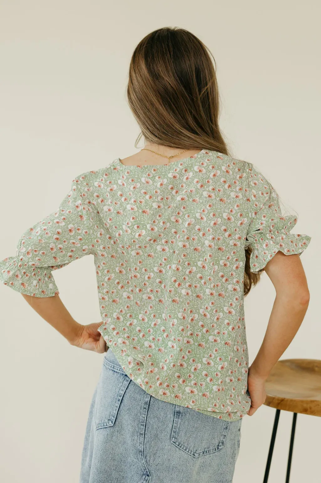 Dongguan Huoyoung Apparel Co Tops|Maternity Friendly<Sasha Top-Sage Floral