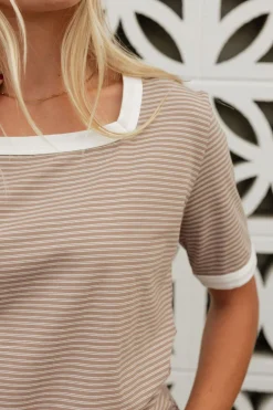 Dongguan Huoyoung Apparel Co Tops|Tops<Virginia Top-Mocha/Ivory